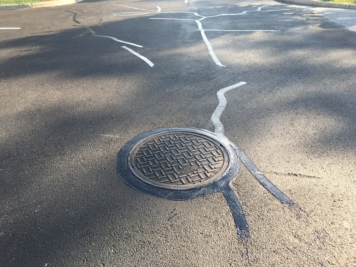 Early Warning Signs of Asphalt Deterioration: Prevent Costly Parking ...