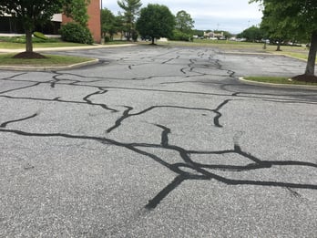 How much does it cost to seal coat an asphalt parking lot