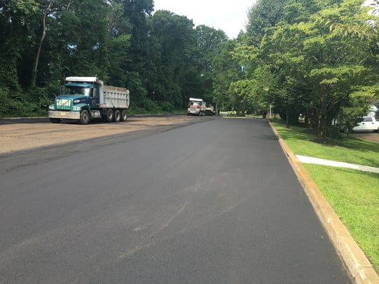 How much does it cost to pave a parking lot in NJ
