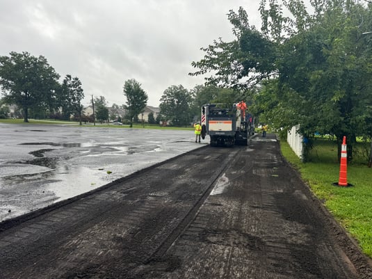 How much does it cost to pave a parking lot in NJ